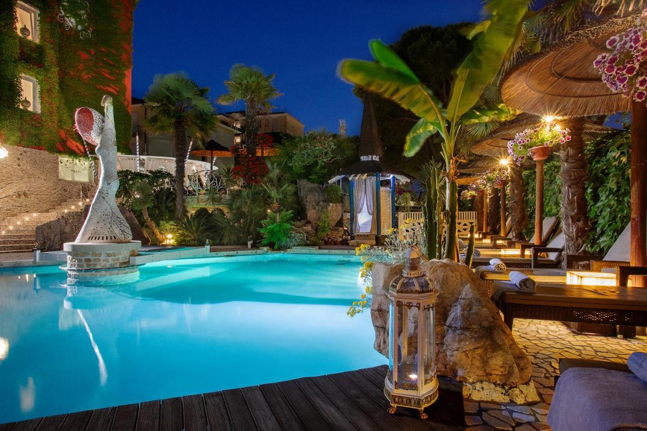Milton Hotel 4*